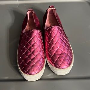 Skechers- comfortable slip on sneakers size 5.5 color hot pink